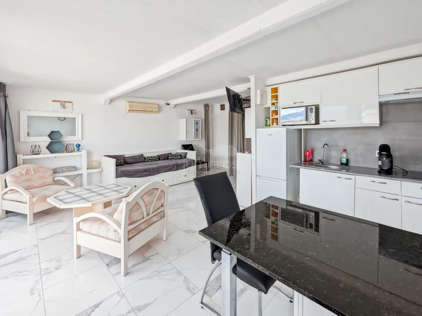 Cocina de Dúplex en venta en Empuriabrava con Aire acondicionado, Calefacción y Terraza