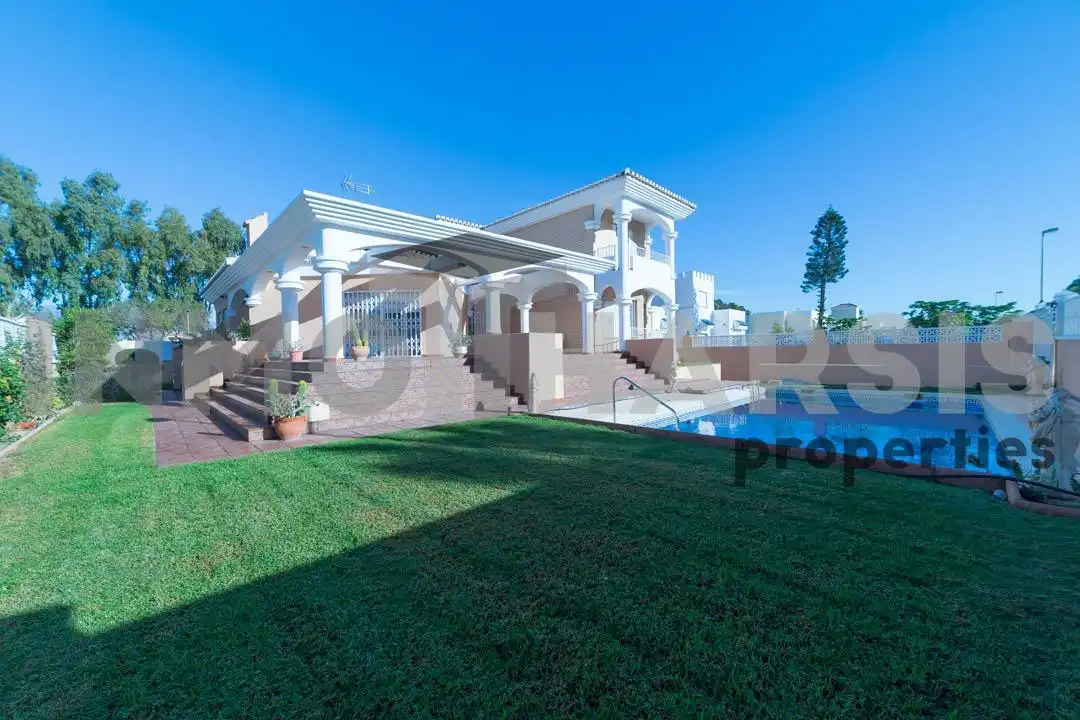 Villa mit Terrasse zum Verkauf in AVIACION (U) 1