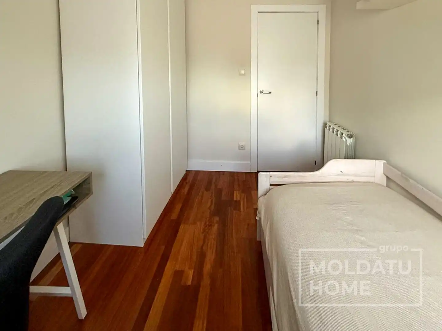 Bedroom of Houses for sale in Abanto y Ciérvana-Abanto Zierbena  with Heating, Private garden and Terrace