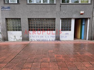 Local comercial en venda a Calle de Martín Sarmiento