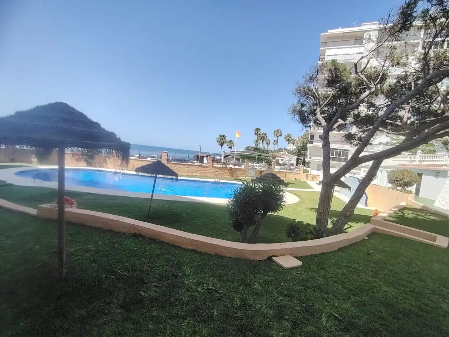 Apartament amb piscina en venda a Calahonda, imagen 38