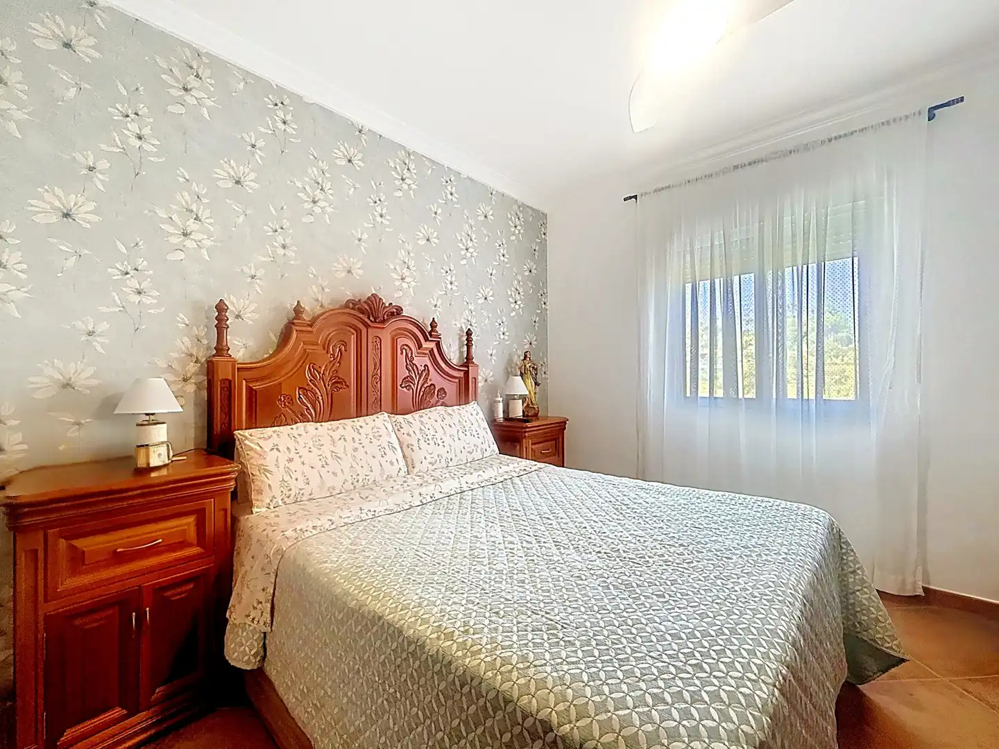 Bedroom of Houses for sale in Estepona  with Air Conditioner, Private garden and Terrace