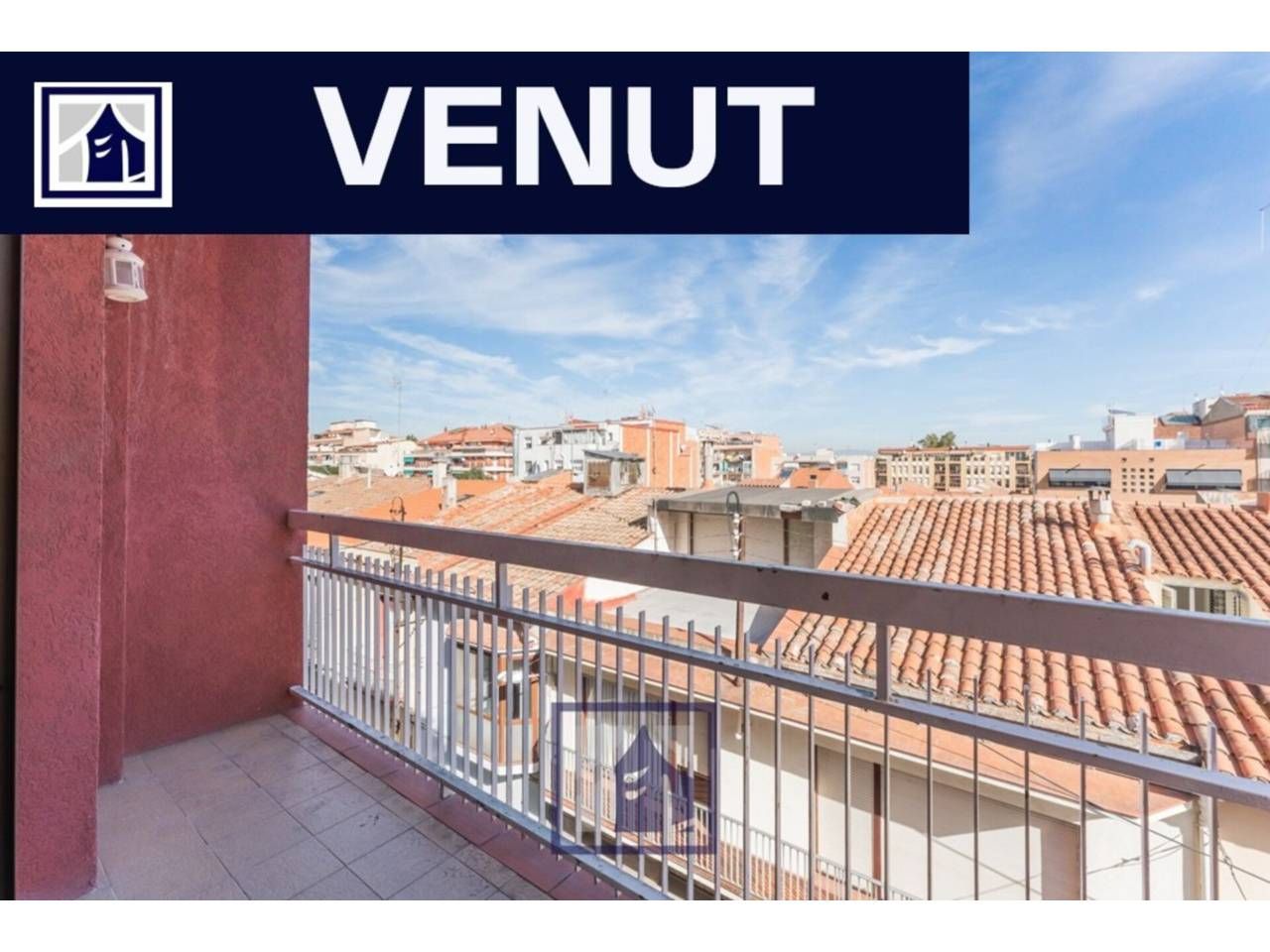 Vista exterior de Piso en venta en La Llagosta con Balcón