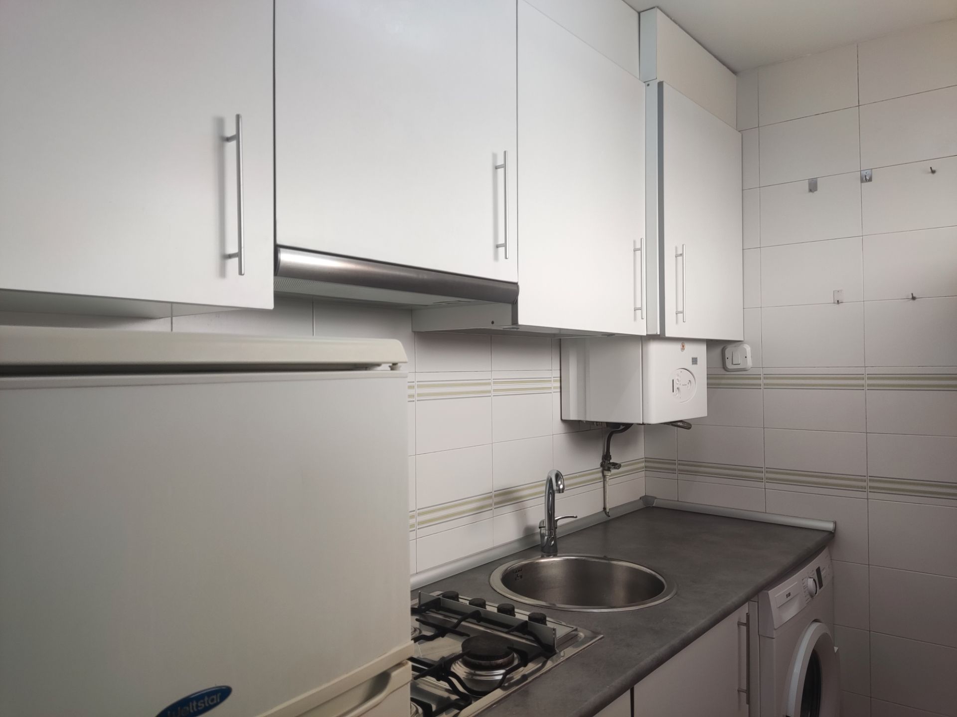 Cuina de Apartament de lloguer en Ciudad Real Capital amb Aire condicionat, Calefacció i Moblat