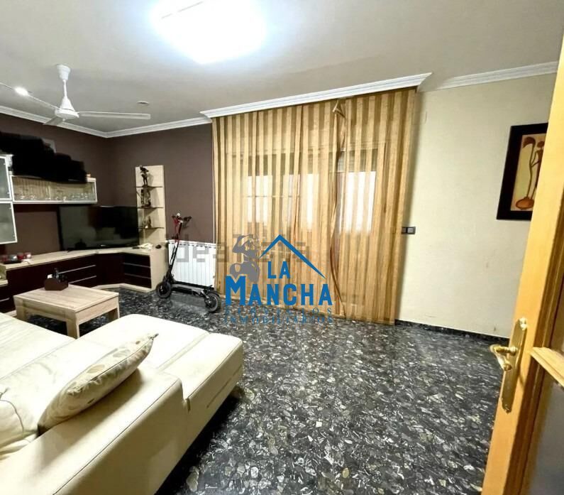 Exterior view of Flat for sale in  Albacete Capital  with Heating, Terrace and Storage room