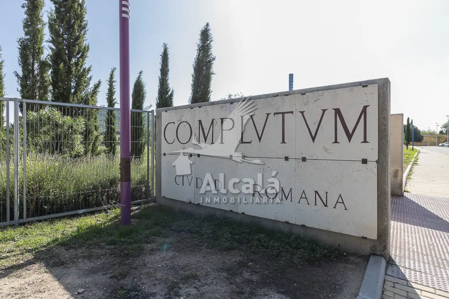Vista exterior de Piso en venta en Alcalá de Henares con Calefacción y Terraza