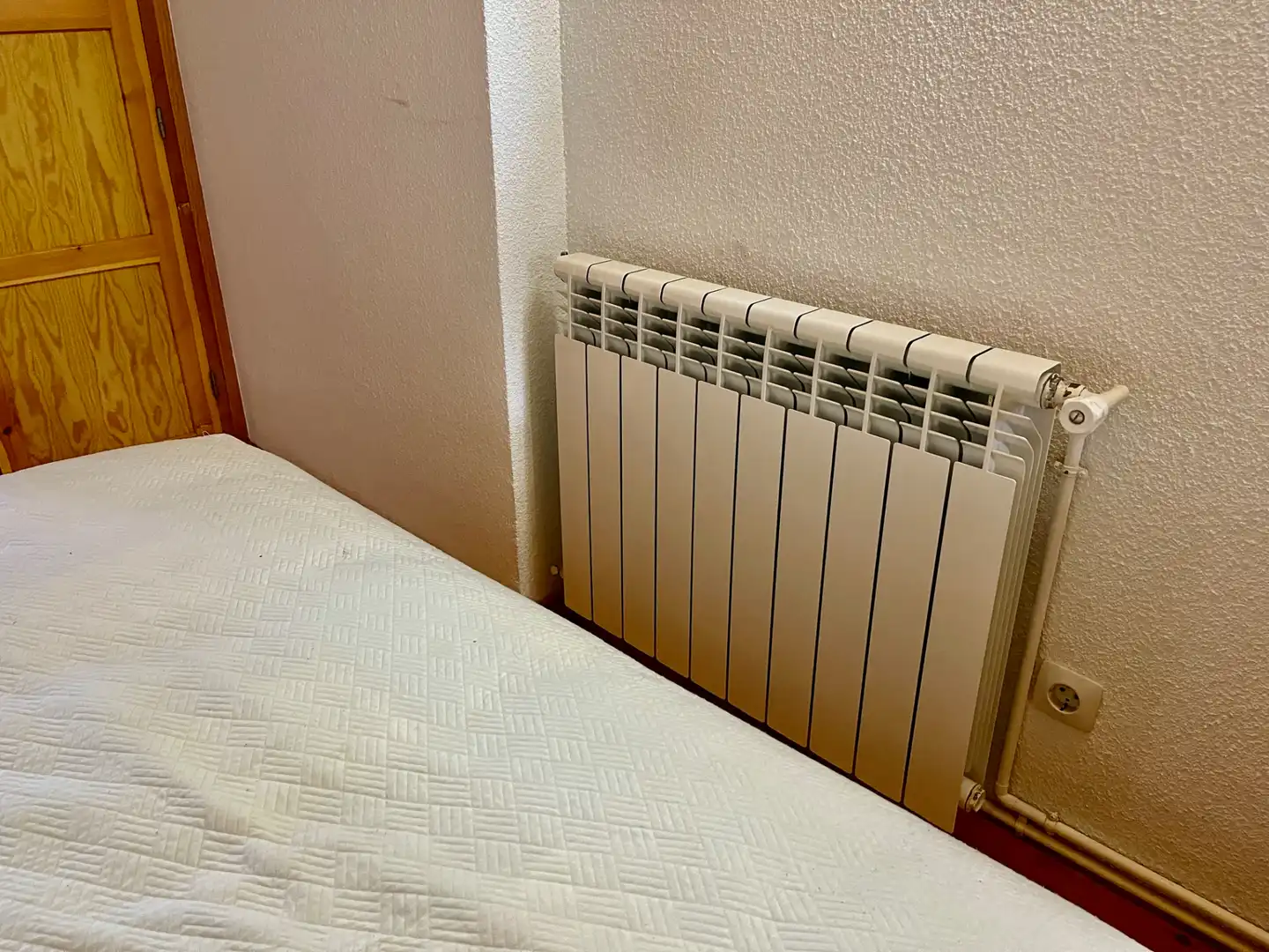 Habitación de Ático en venta en Setcases con Calefacción, Terraza y Amueblado