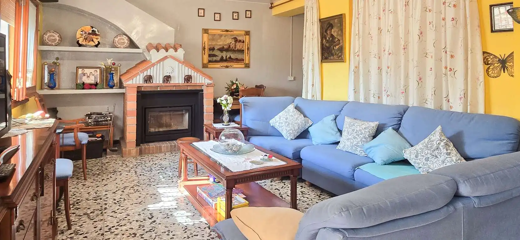 Wohnzimmer von Haus oder Chalet zum Verkauf in Sant Miquel de Fluvià mit Terrasse und Möbliert