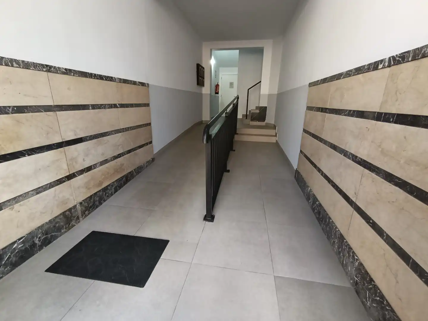 Wohnung zum Verkauf in Benavente mit Heizung, Parkett und Möbliert