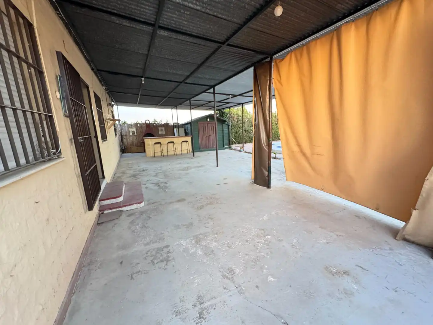 Casa o chalet en venta en Los Palacios y Villafranca con Jardín privado, Trastero y Piscina
