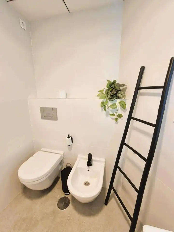Piso con ascensor en venta en Calle Cienfuegos, imagen 5