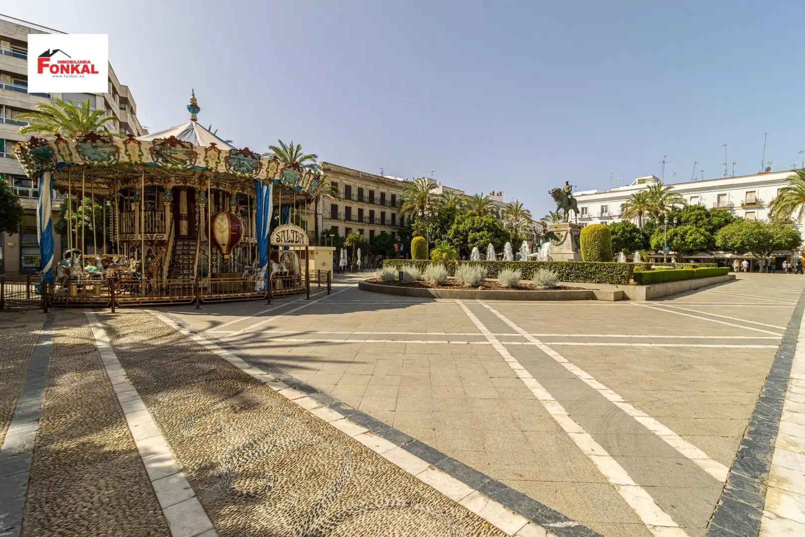 Vista exterior de Dúplex en venda en Jerez de la Frontera amb Aire condicionat i Balcó