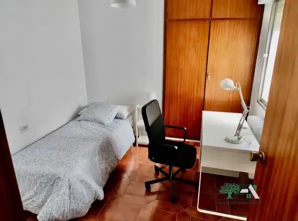Schlafzimmer von Residential zur Miete in Baeza, Jaén