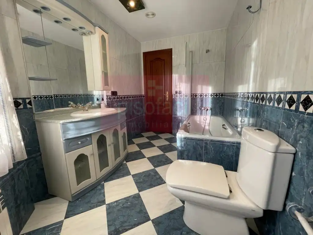 Baño de Piso en venta en Lugo