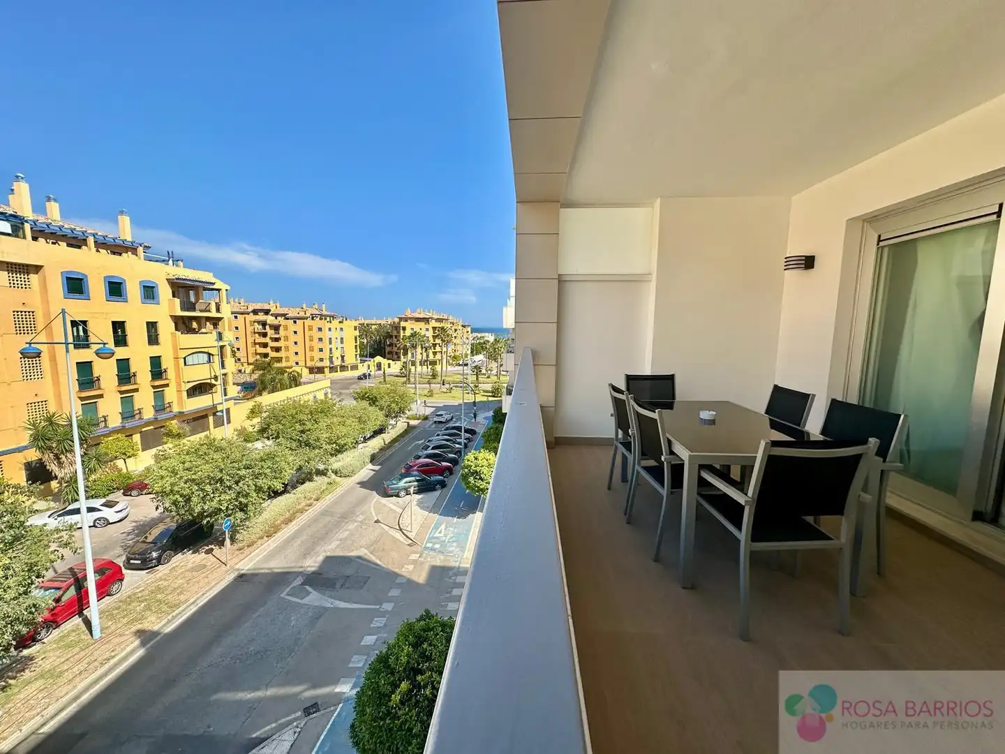Terrasse von Dachboden zum Verkauf in Marbella mit Klimaanlage, Terrasse und Möbliert