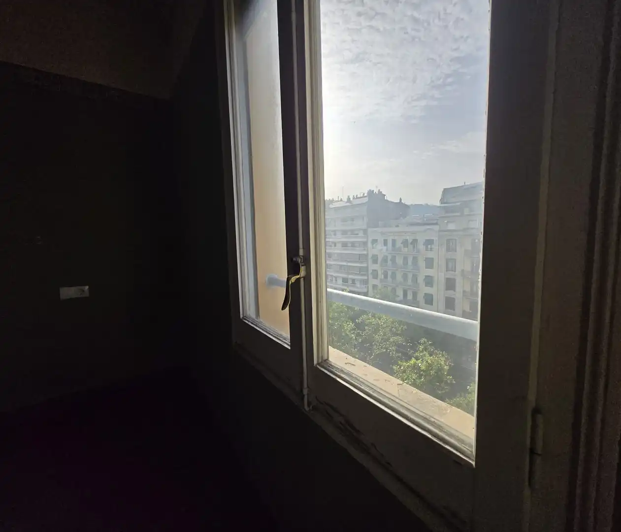 Bedroom of Attic for sale in Barcelona  with Air Conditioner, Terrace and Alarm