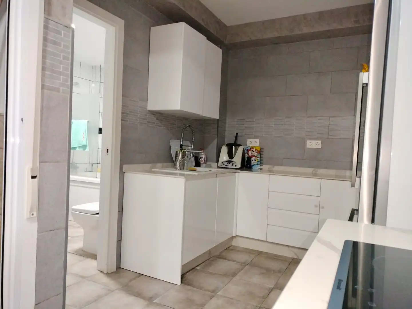 Cuina de Casa o xalet en venda en Dos Hermanas amb Aire condicionat, Calefacció i Terrassa