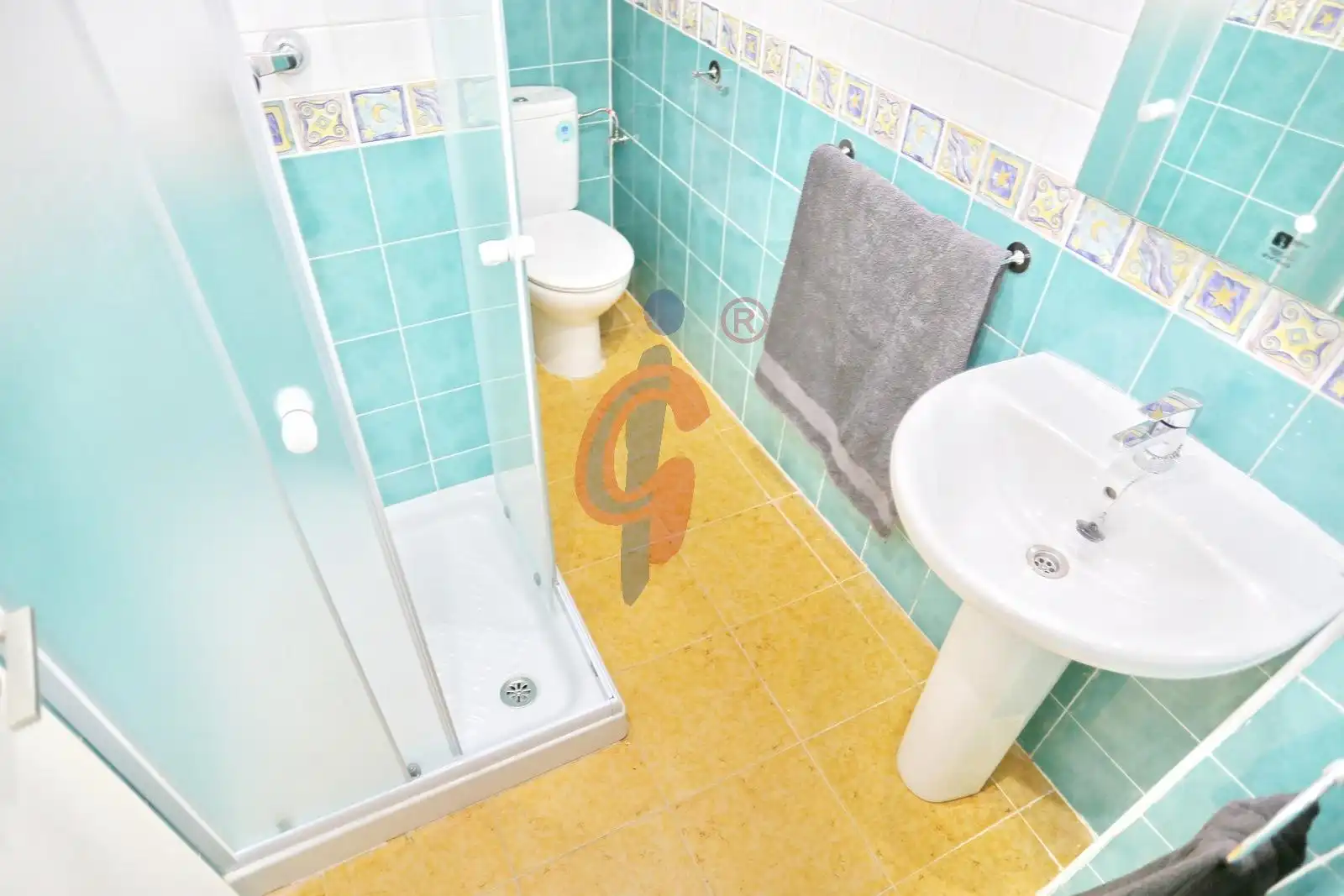 Bathroom of Houses for sale in Torrevieja  with Air Conditioner, Terrace and Furnished