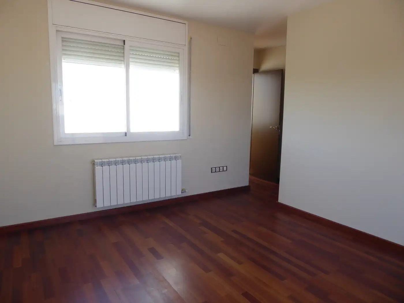 Habitación de Edificio en venta en Golmés