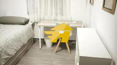 Foto 5 de Pis de lloguer a Calle Mirapetunias, Parque Victoria Eugenia, Málaga Capital