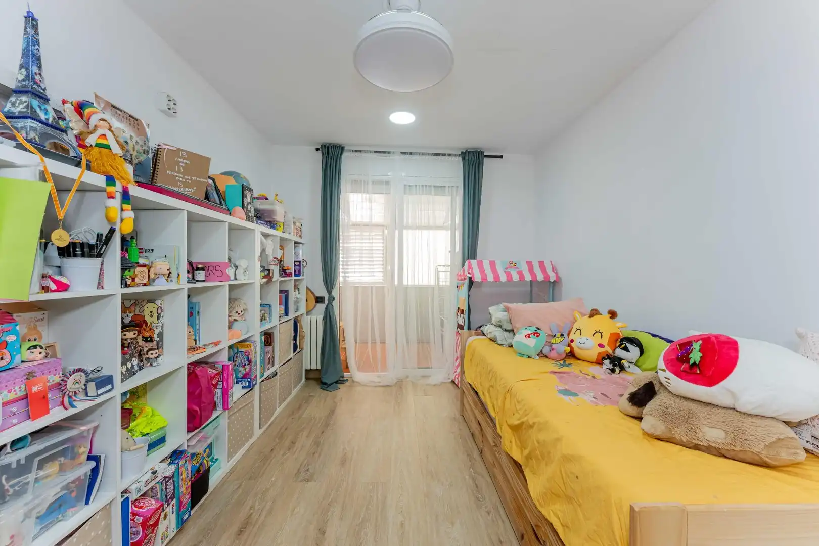 Bedroom of Flat for sale in Castelldefels  with Air Conditioner, Heating and Parquet flooring