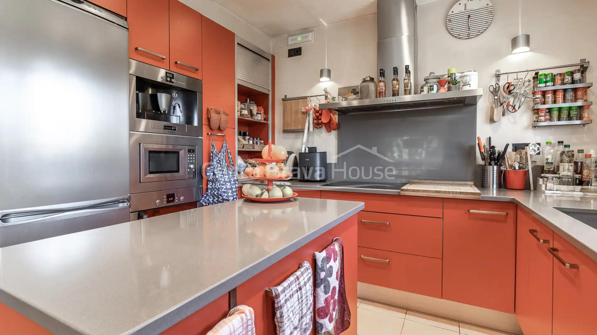 Casa con piscina en venta en Carrer de Joaquim Ruyra, imagen 20