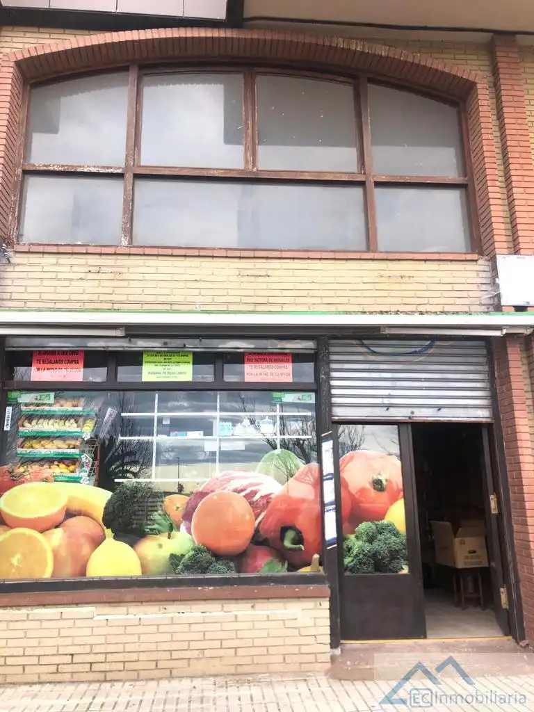 Local de alquiler en Santander