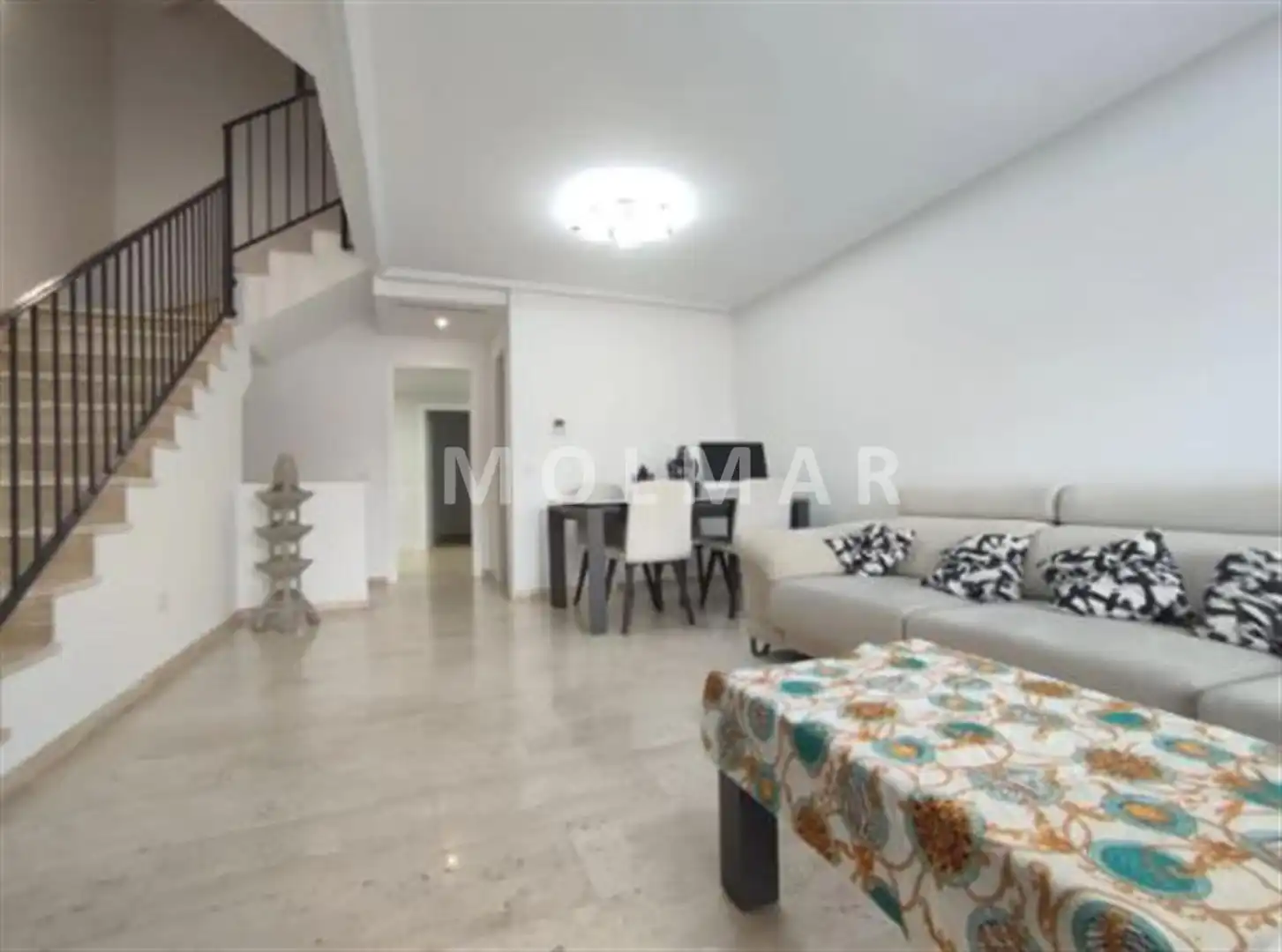 Sala de estar de Casa adosada en venta en Monforte del Cid con Aire acondicionado, Terraza y Trastero