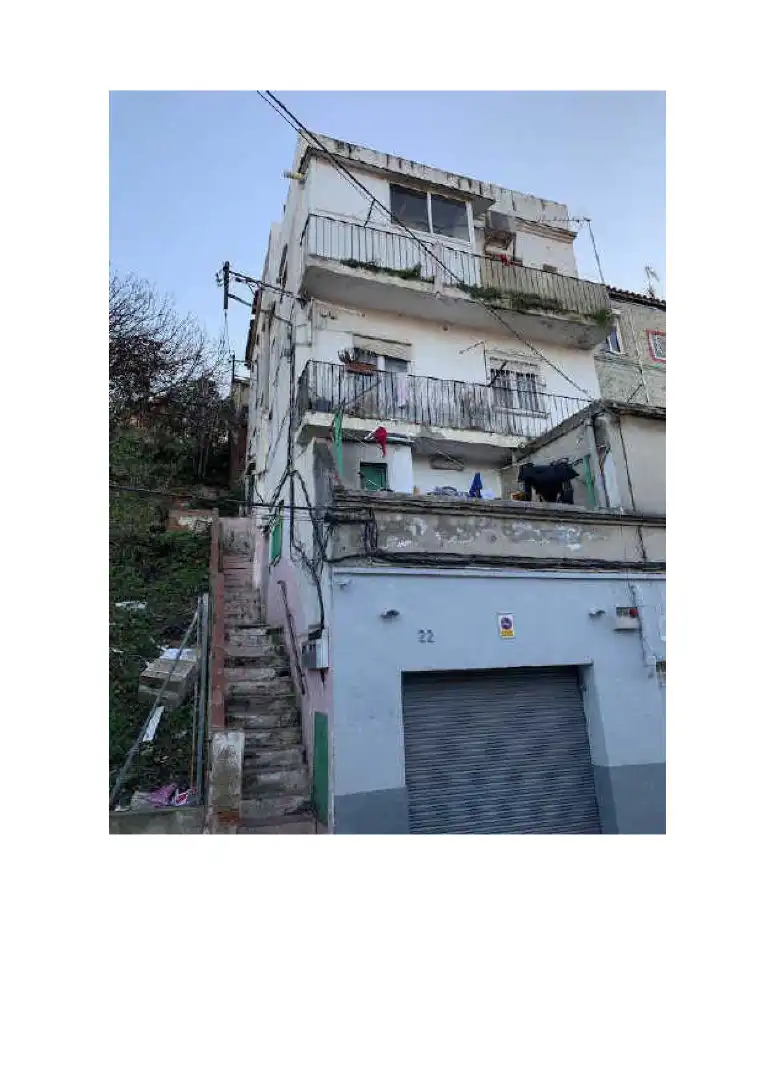 Vista exterior de Àtic en venda en Montcada i Reixac amb Terrassa i Forn