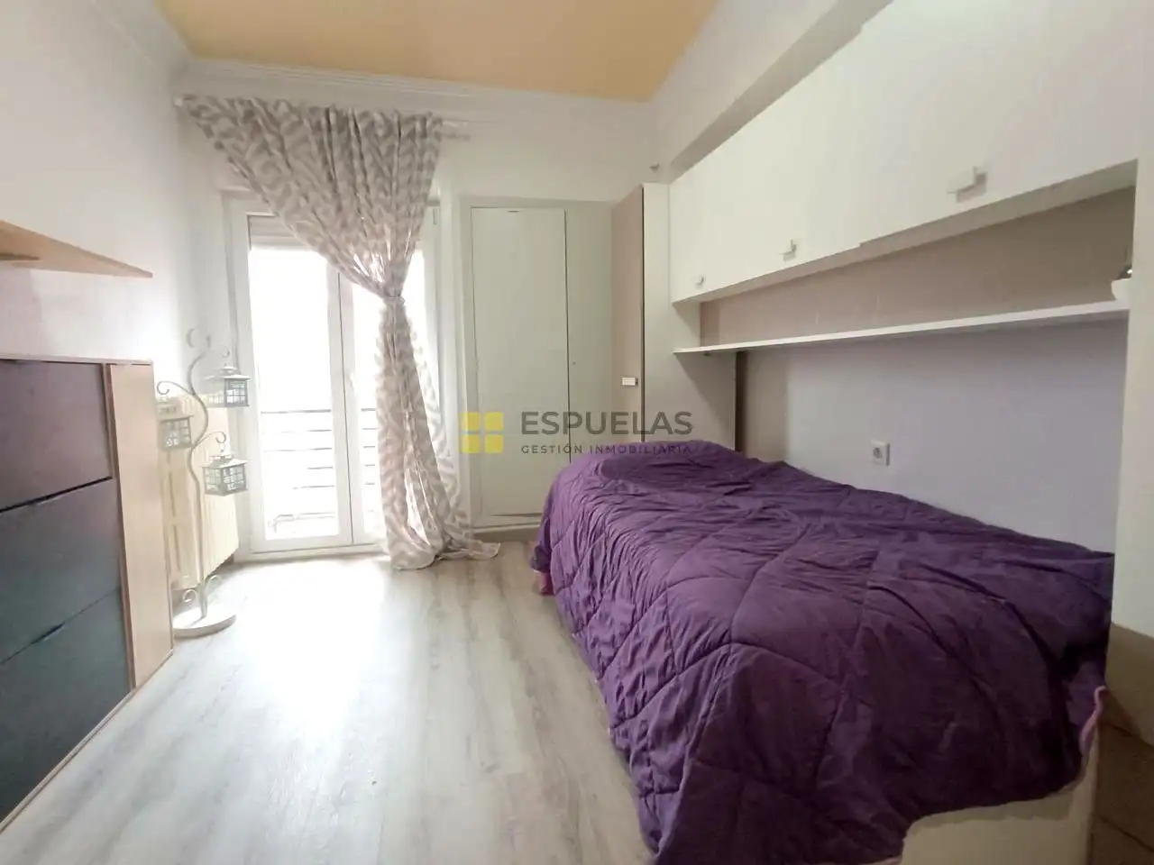 Habitación de Piso en venta en Arnedo con Calefacción, Parquet y Terraza
