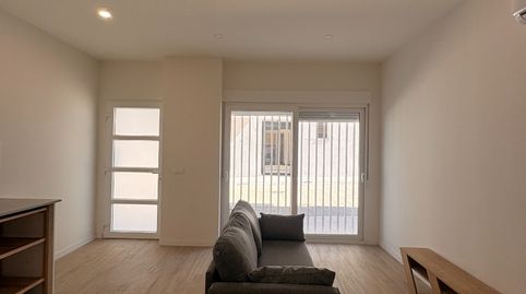 Foto 2 de Estudio de alquiler en Carrer 25 D'abril, 28, Xàtiva, Valencia