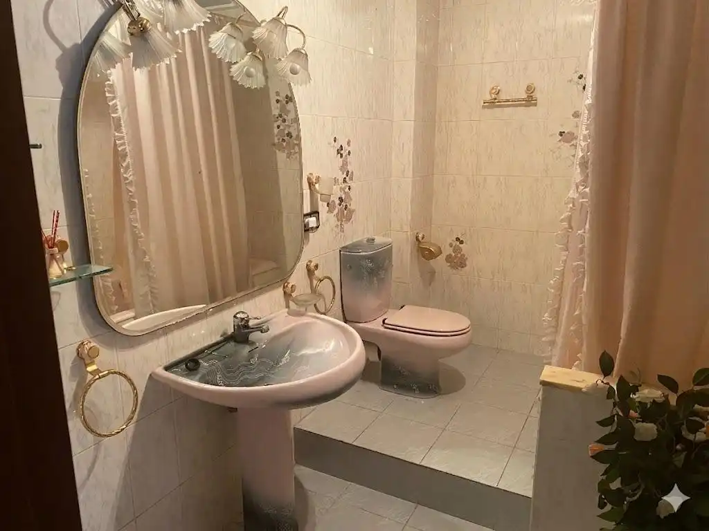 Bathroom of Flat for sale in Silla  with Balcony
