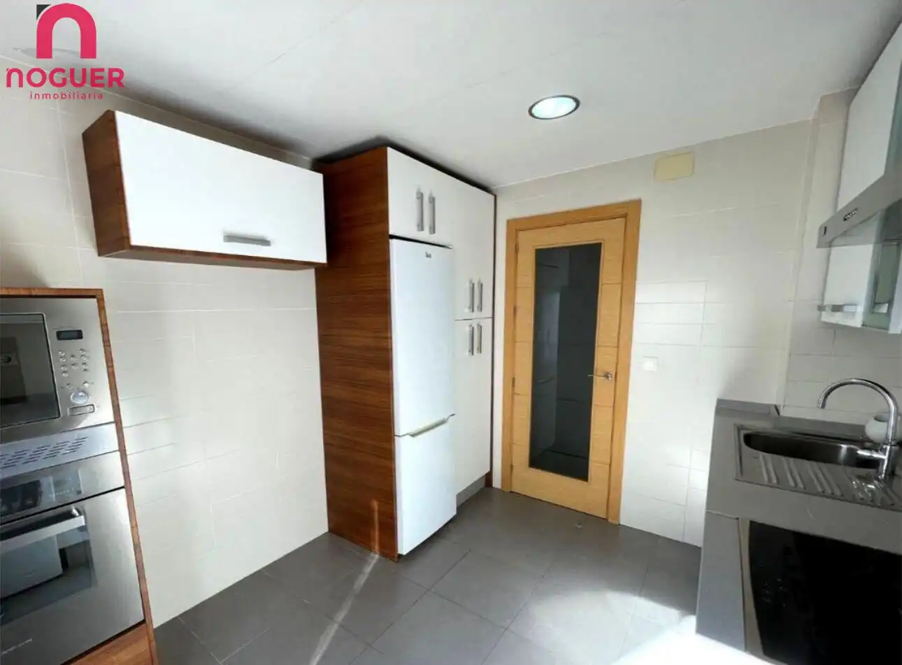 Kitchen of Flat for sale in Centro