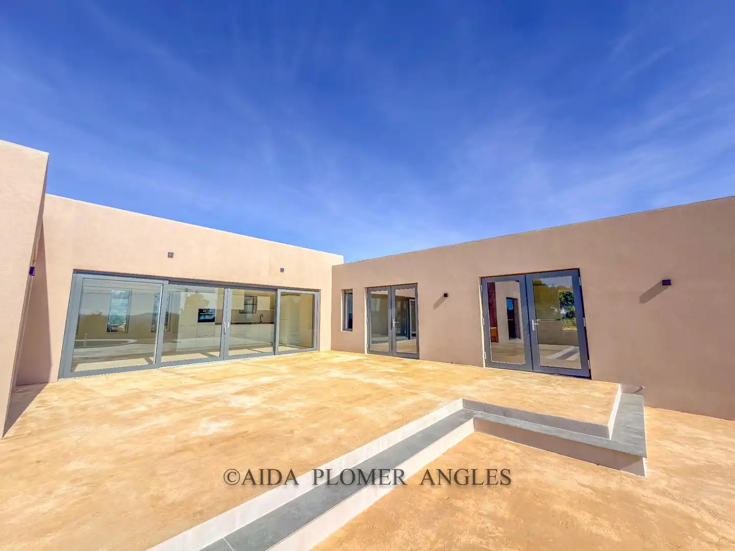 Vista exterior de Casa o xalet en venda en San Jorge / Sant Jordi amb Aire condicionat, Calefacció i Jardí privat