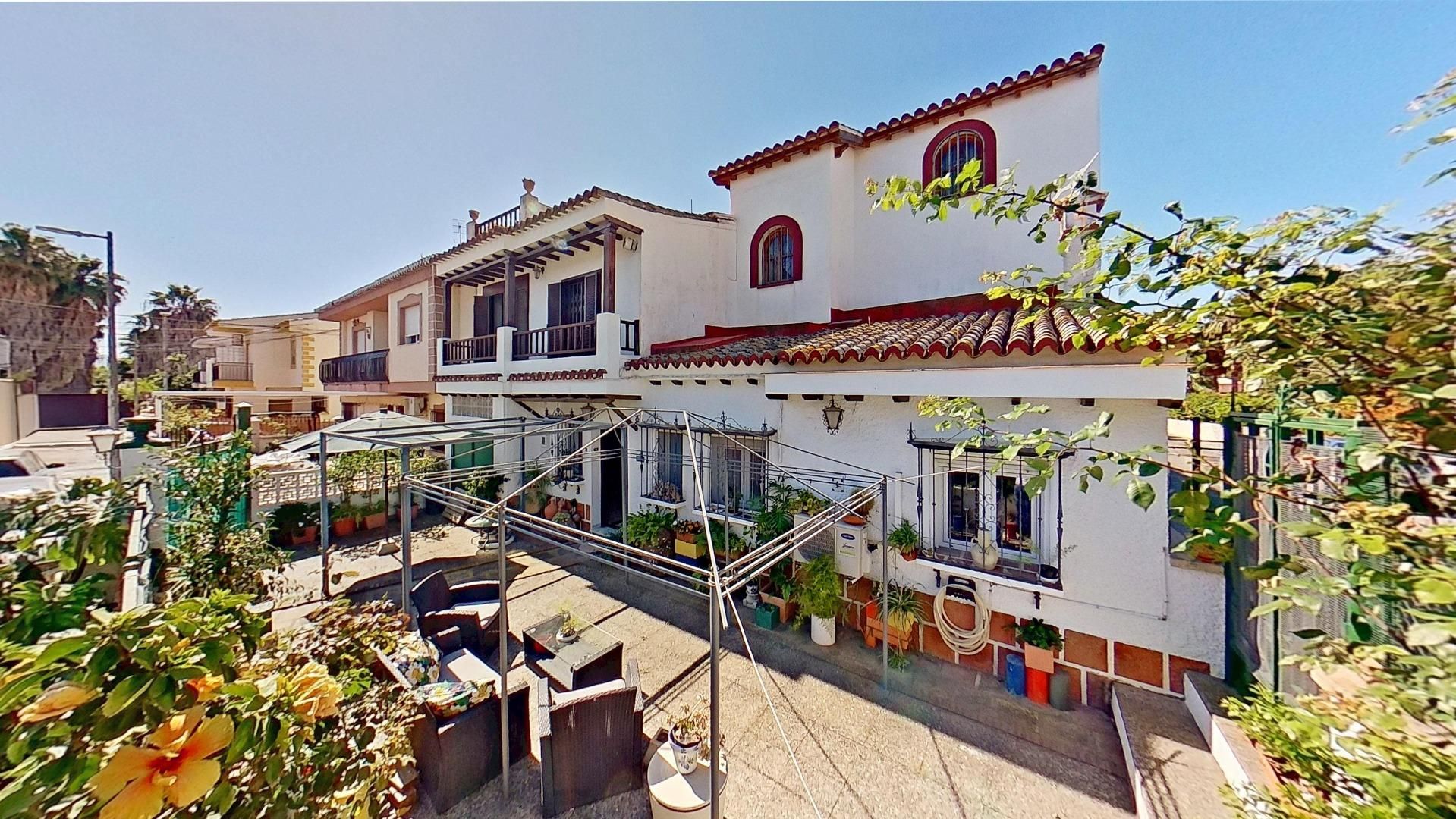 Exterior view of House or chalet for sale in Motril  with Air Conditioner, Heating and Terrace