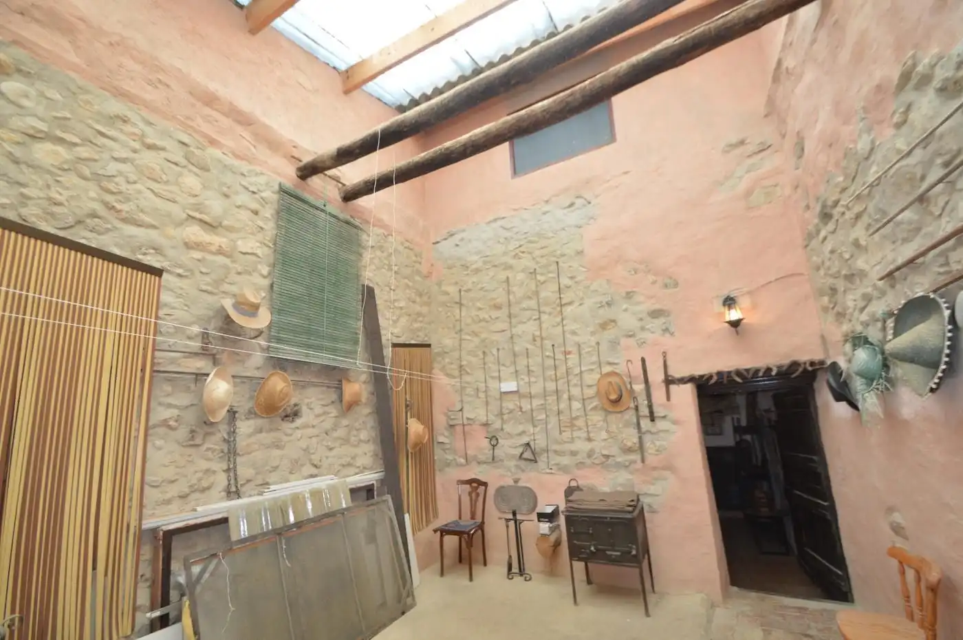 Finca rústica en venda en Sant Mateu amb Terrassa, Traster i Moblat