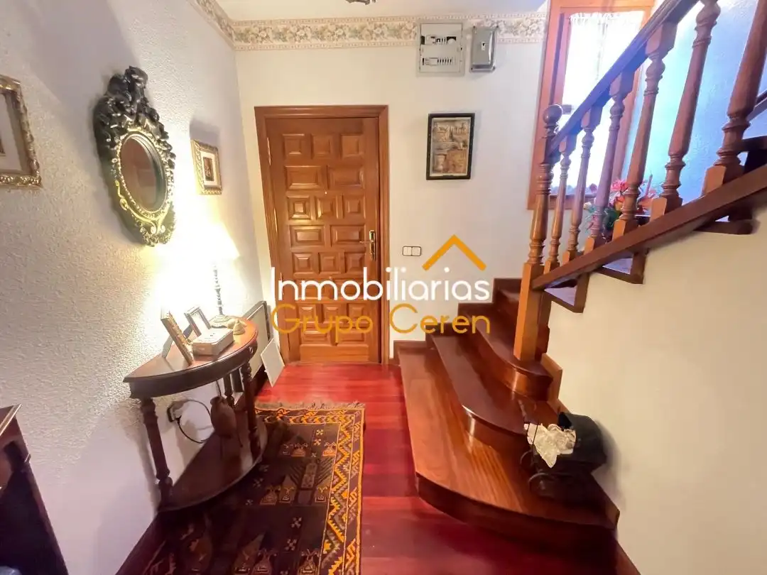 Casa adosada en venda a Ezcaray