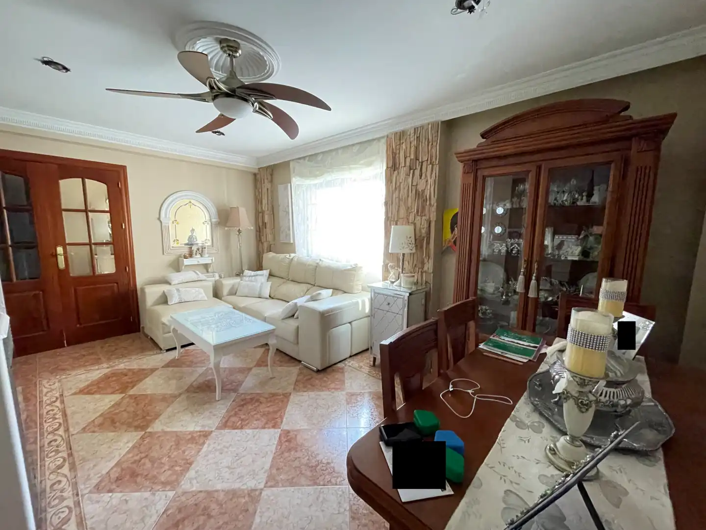 Sala d'estar de Casa o xalet en venda en Úbeda amb Aire condicionat, Calefacció i Terrassa