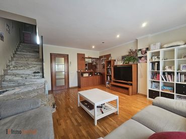 Terraced house for sale in via Dels Paisos Catalans 34