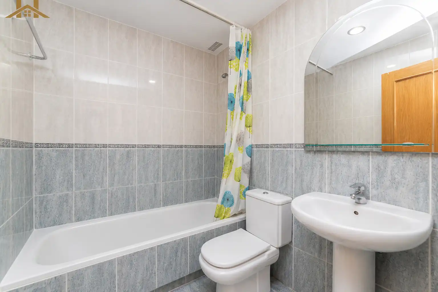 Baño de Piso en venta en Villanueva del Pardillo con Calefacción, Parquet y Horno