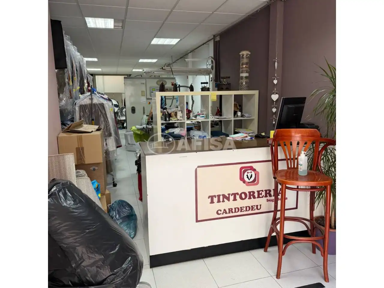 Locale commerciale in cessione a Cardedeu