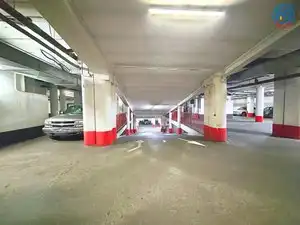 Parking de Piso en venta en Zaragoza con Calefacción, Parquet y Horno