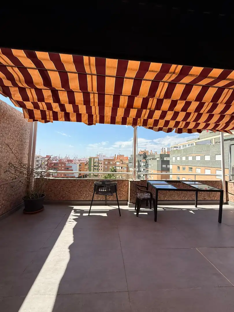 Terraza de Ático de alquiler en Sagunto / Sagunt con Terraza, Amueblado y Horno