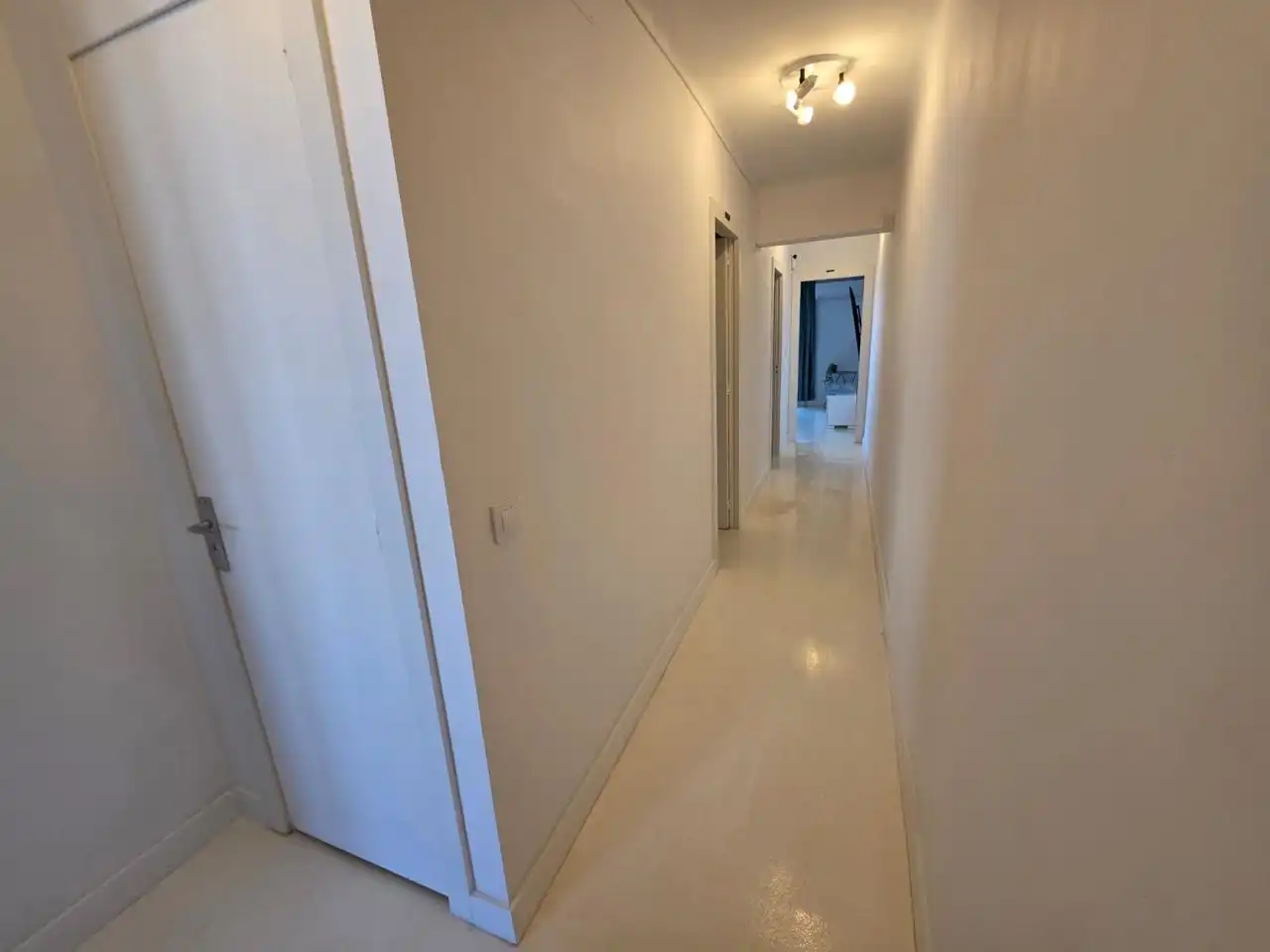 Wohnung zur Miete in Castelldefels mit Klimaanlage, Terrasse und Möbliert