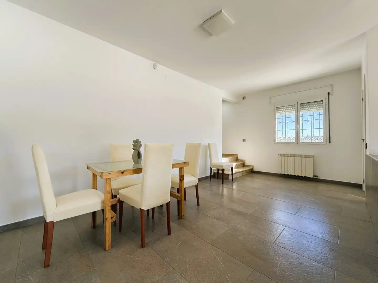 Comedor de Casa o chalet en venta en Lliçà d'Amunt con Aire acondicionado, Calefacción y Jardín privado