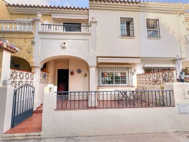 Casa bifamiliare in vendita a Benajarafe