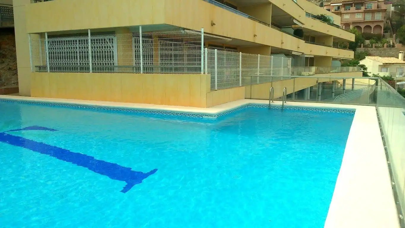 Schwimmbecken von Wohnung zur Miete in Cullera mit Klimaanlage, Terrasse und Möbliert