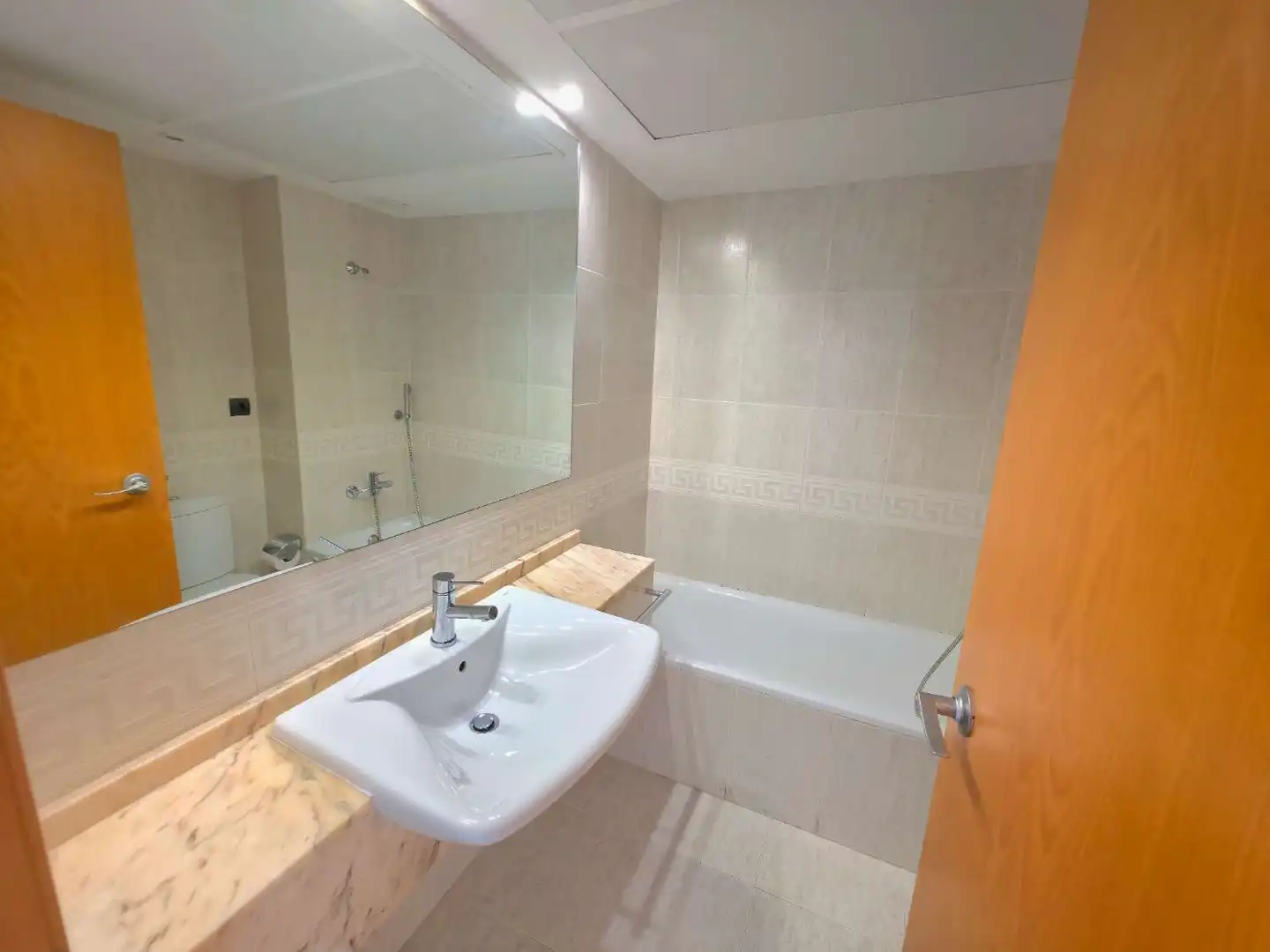 Bathroom of Flat for rent in Eivissa  with Air Conditioner, Heating and Terrace