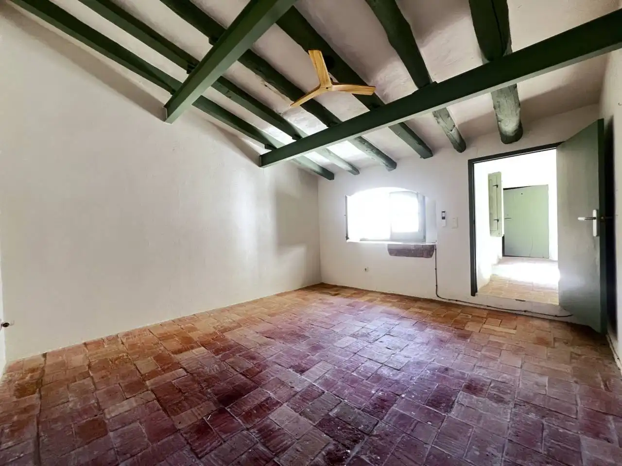 Casa adosada de alquiler en Avinyonet de Puigventós con Aire acondicionado, Calefacción y Jardín privado