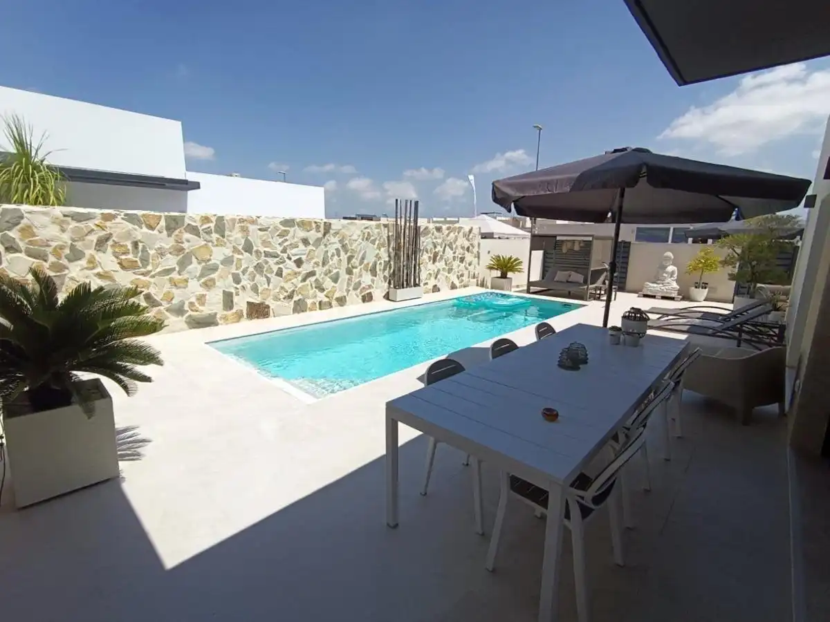 Villa mit Pool zum Verkauf in Daya Nueva, imagen 2